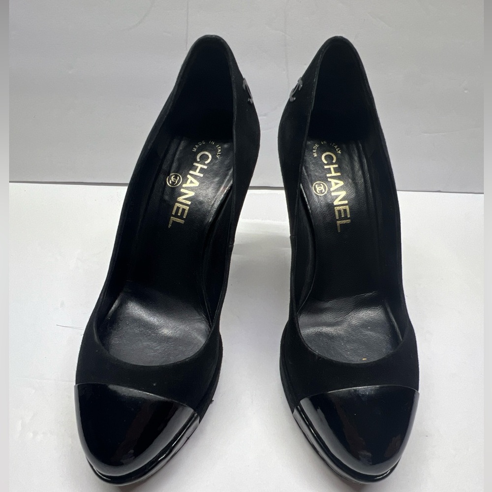 CHANEL suede high heel pumps black size 36.5 stilettos patent toe